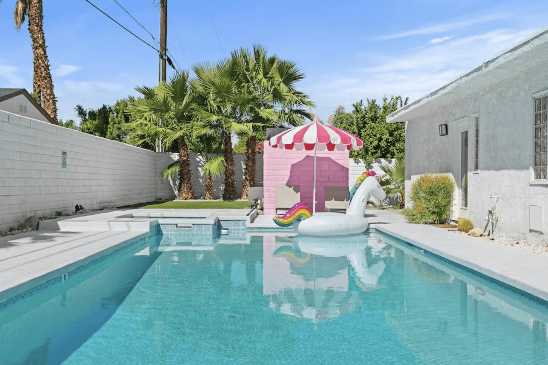 La Vie En Rose House - Image 26