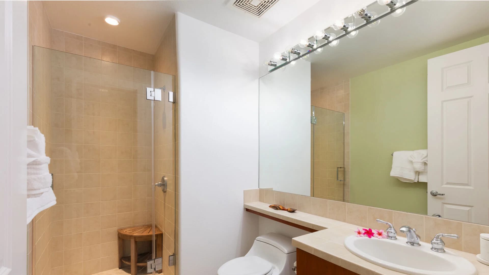 Sun Ray Retreat - Image 22