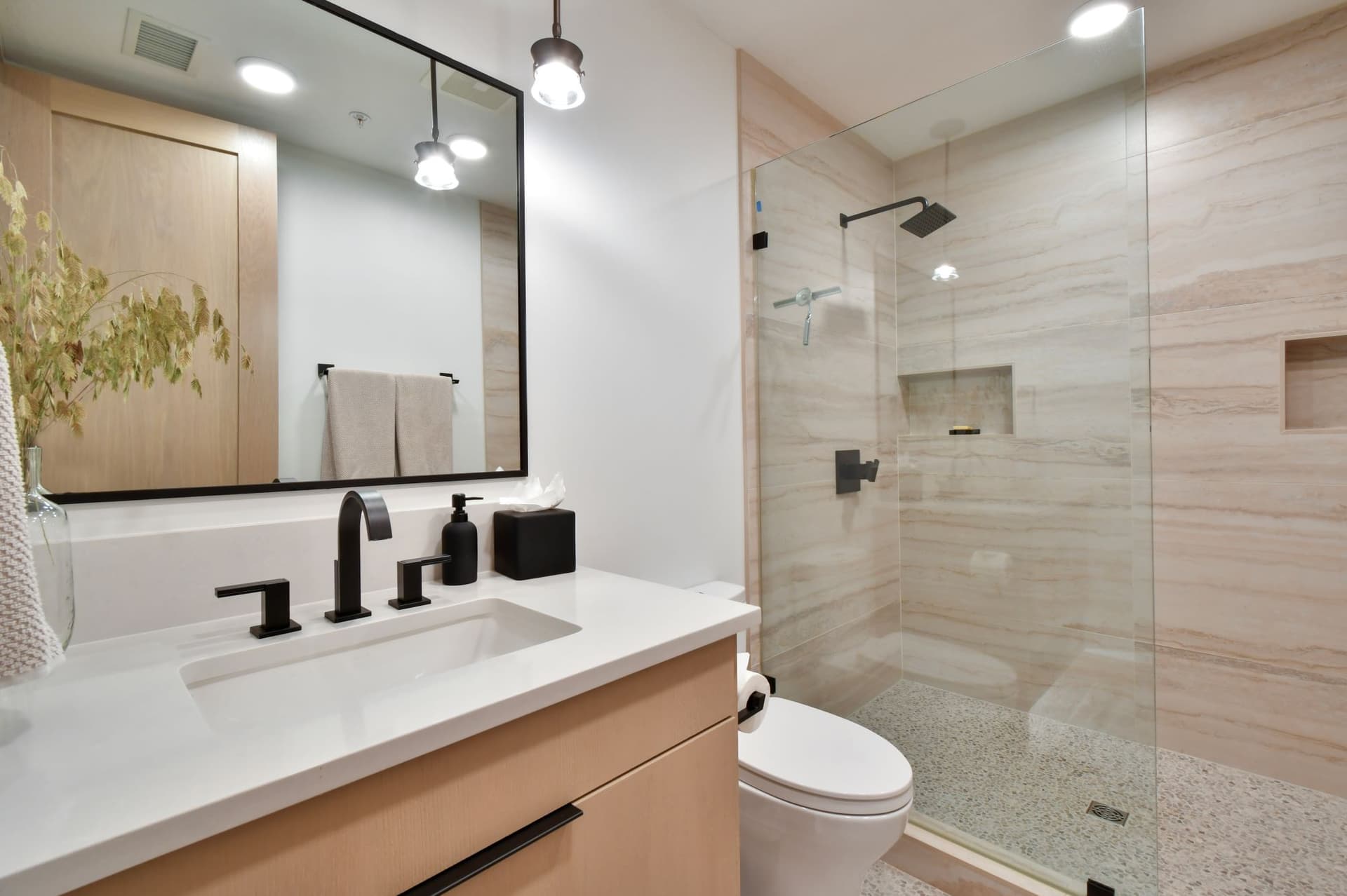 Kings Crown #102C - Image 14