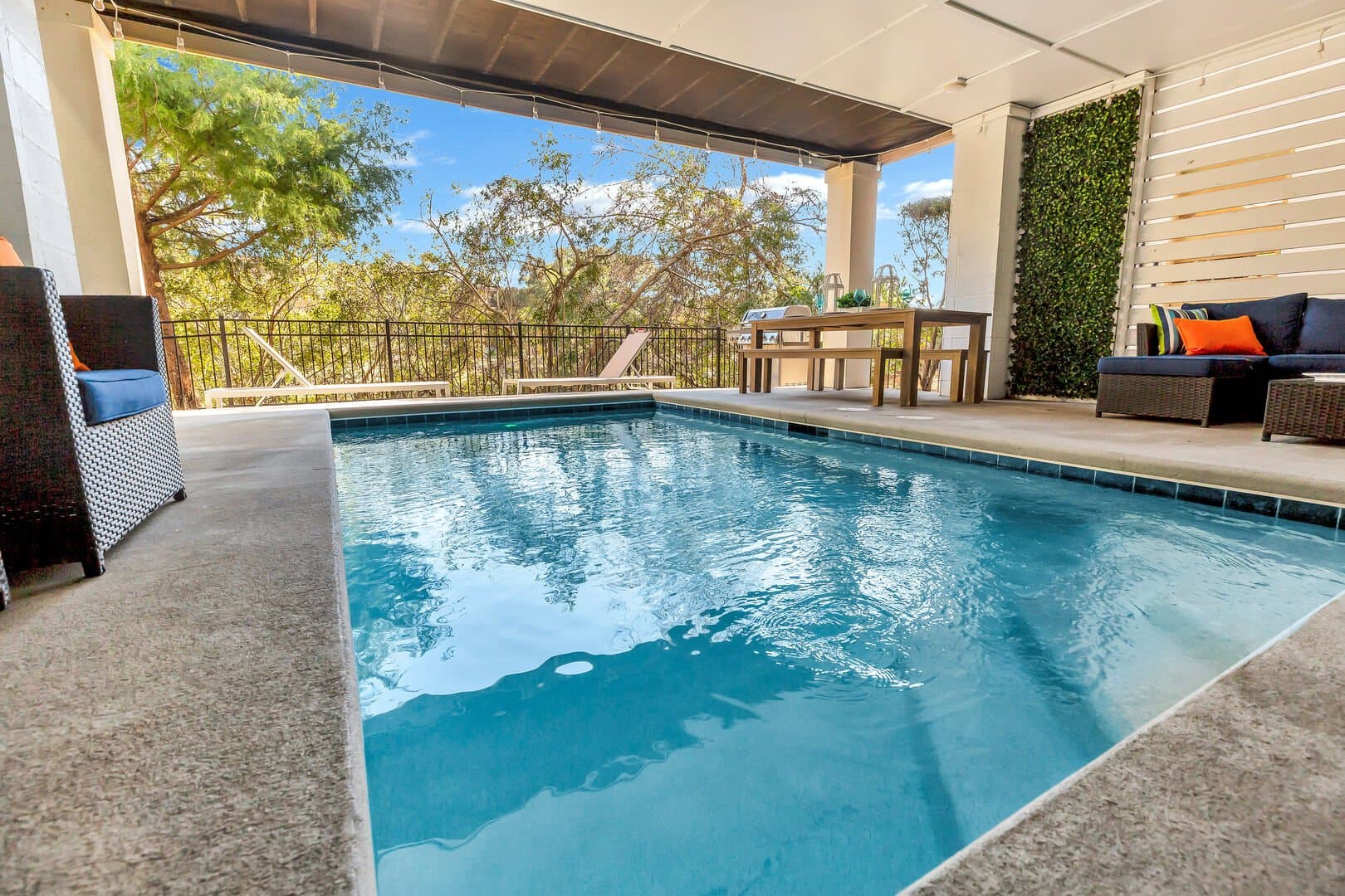 Sunshine Beach Home - Image 2