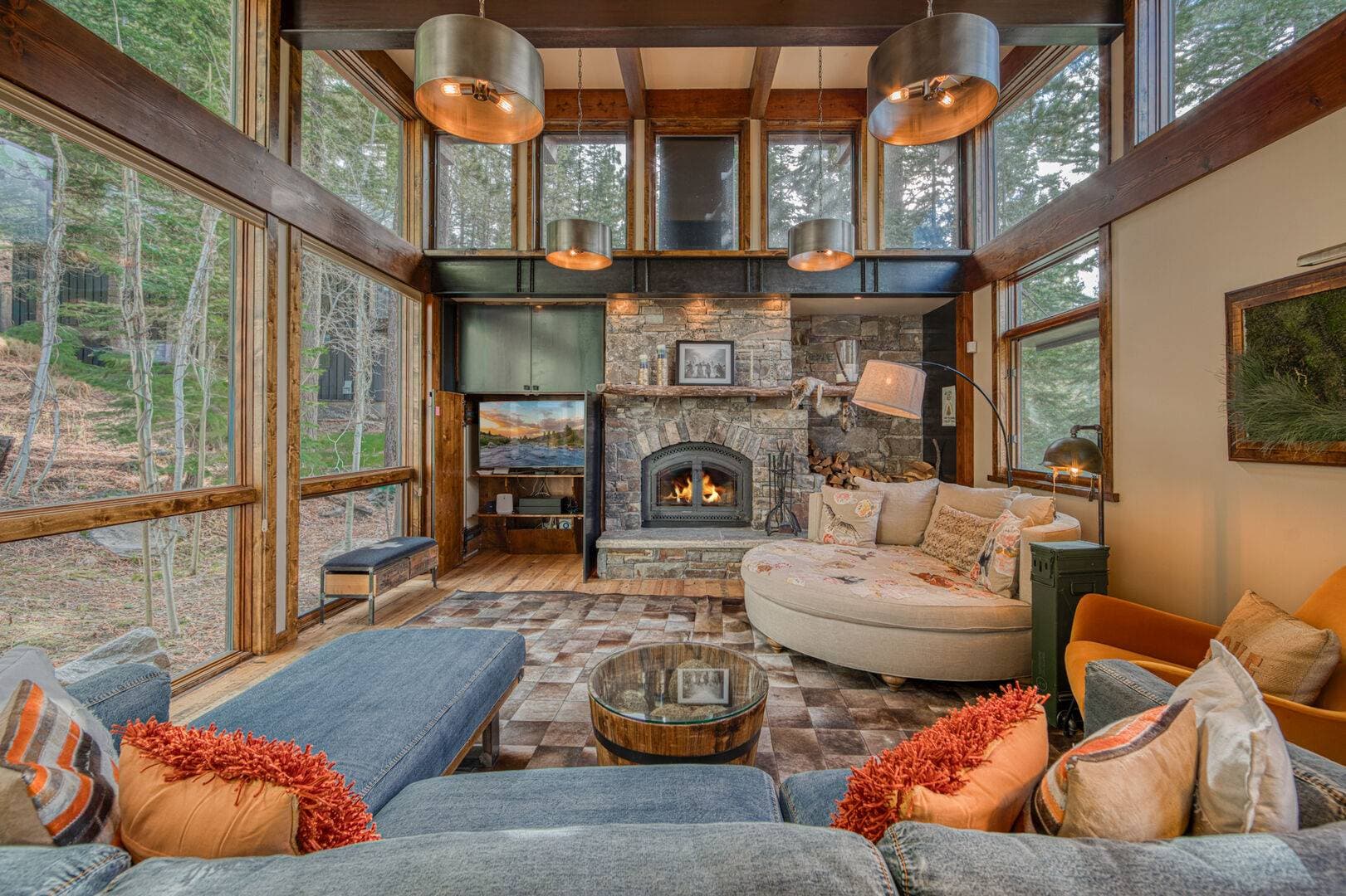 Painted River Retreat - Image 1