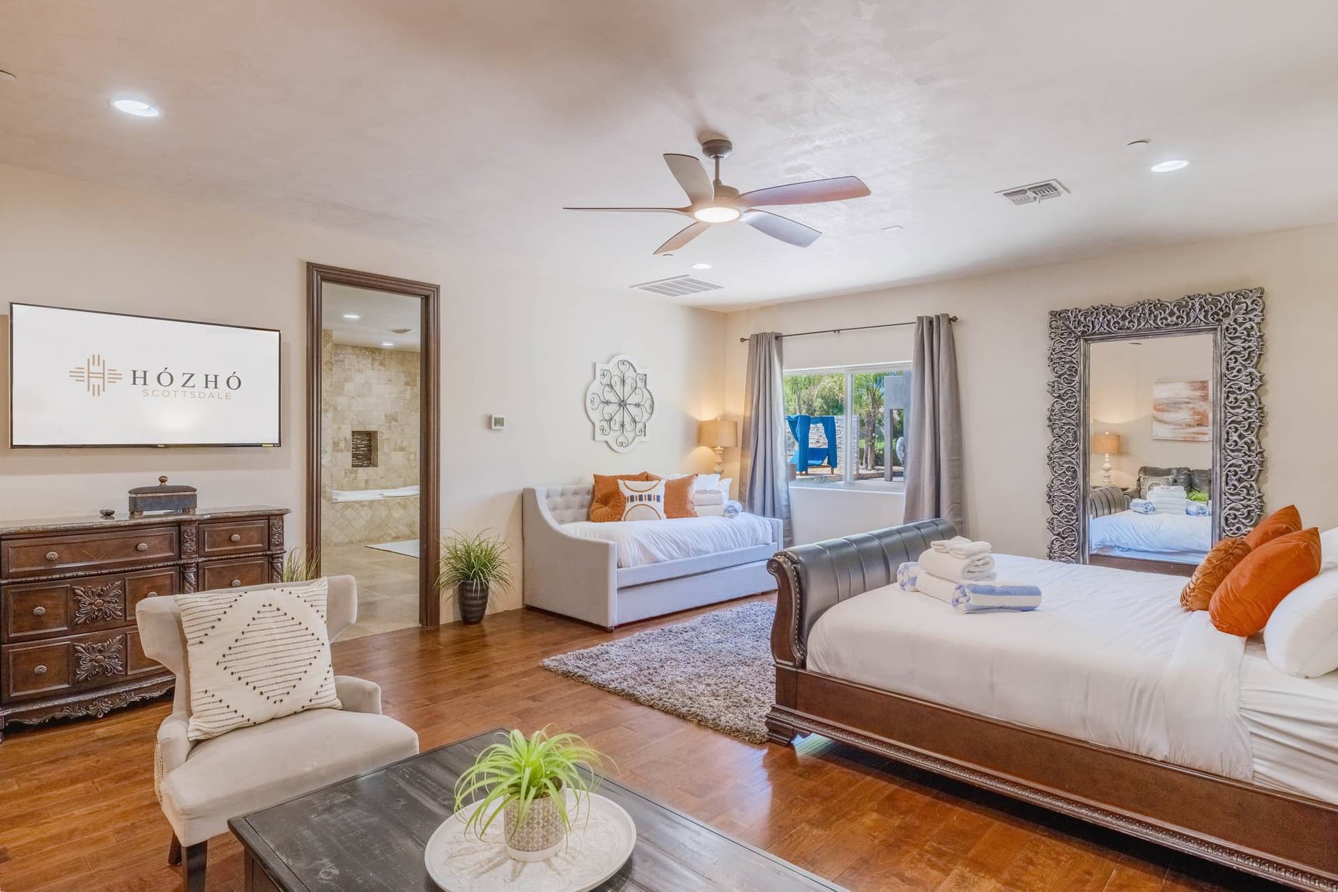 Residence on Cactus - Image 46