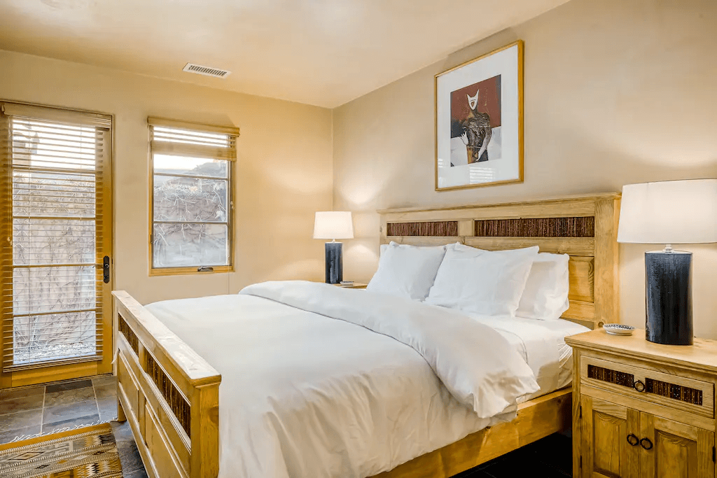 Plaza Home - Image 7