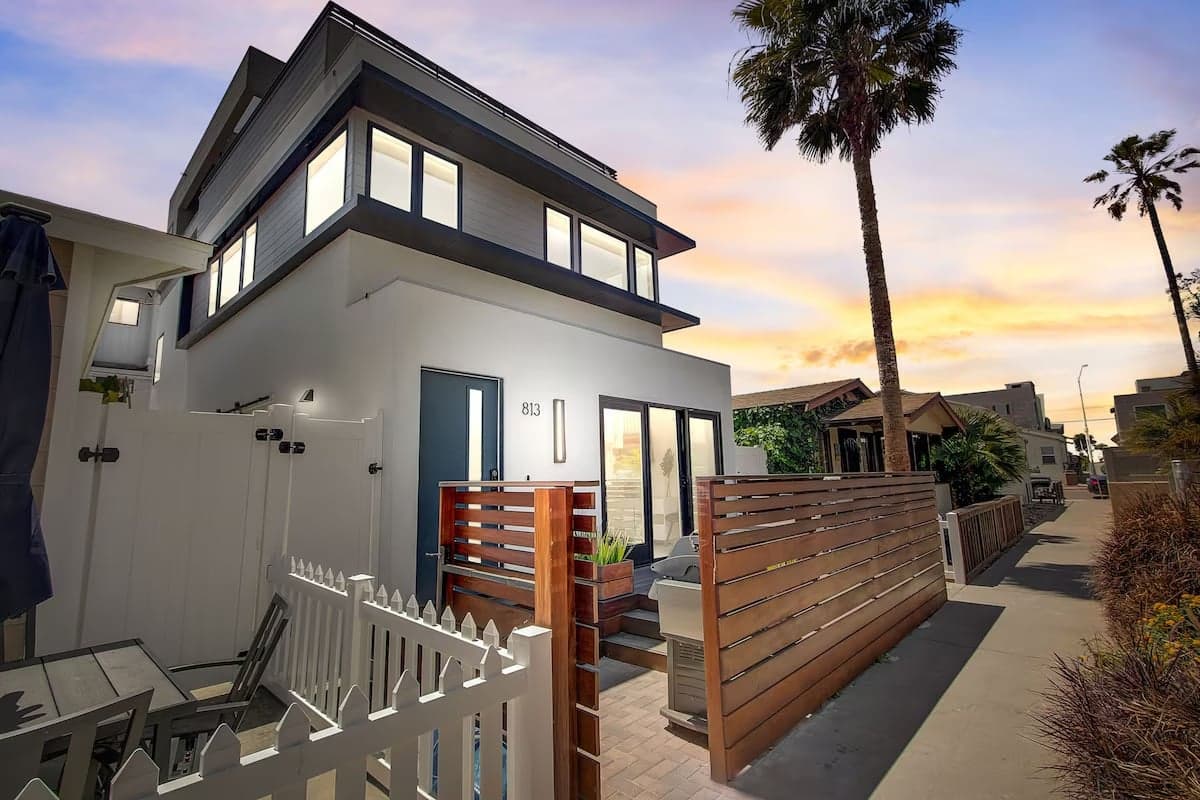 Sunset Paradise - Image 14