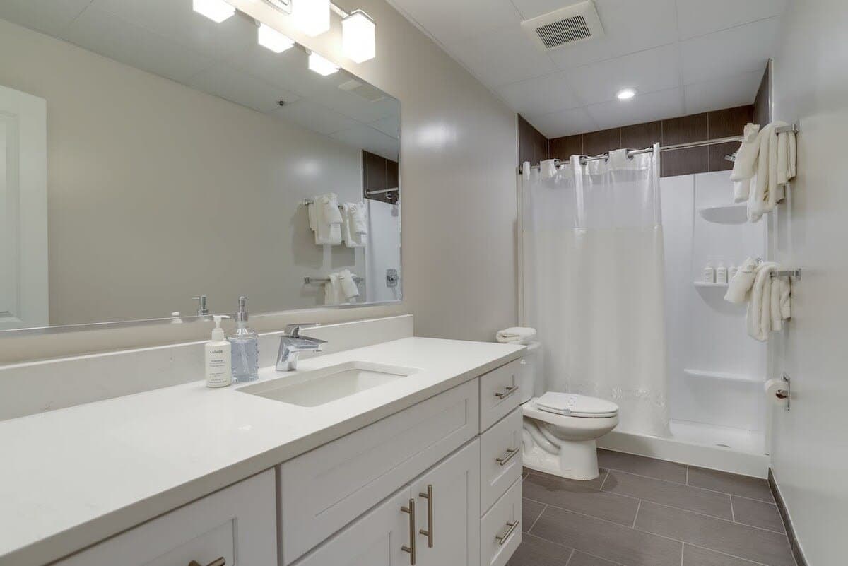 Veitch Residence - Image 26