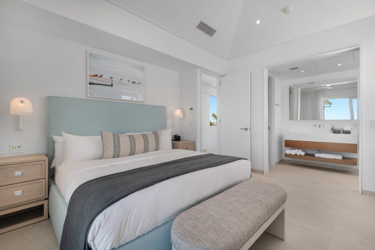 Grace Bay Five Bedroom Beachfront - Image 20