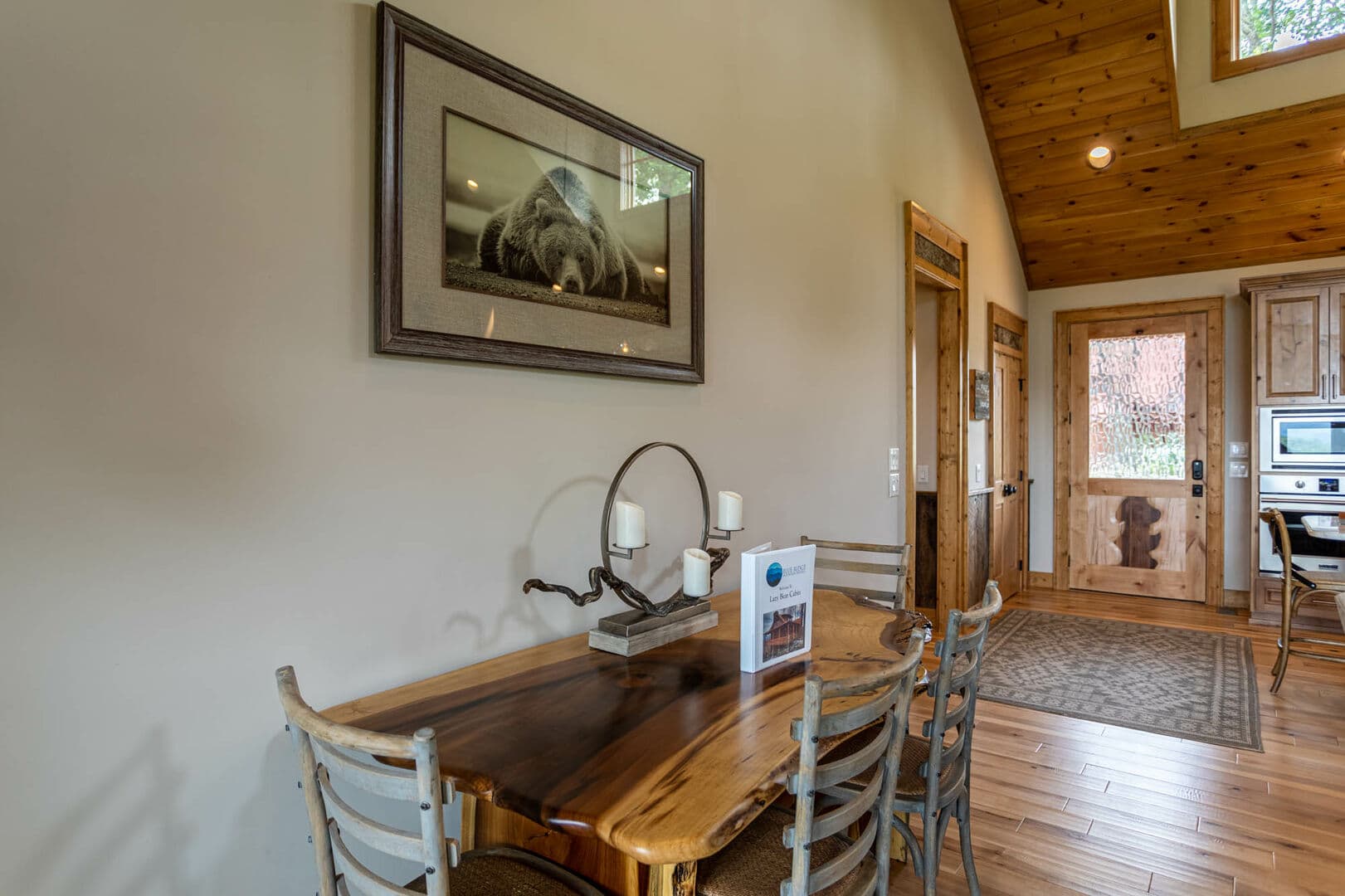 Lazy Bear Home - Image 8