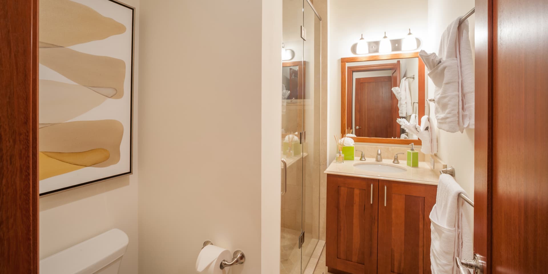 White Luna Home - Image 18