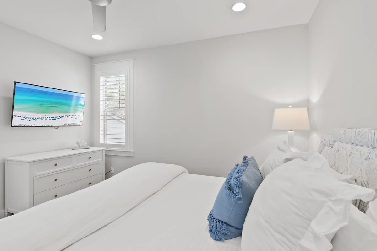 Sun Kissed - Image 9