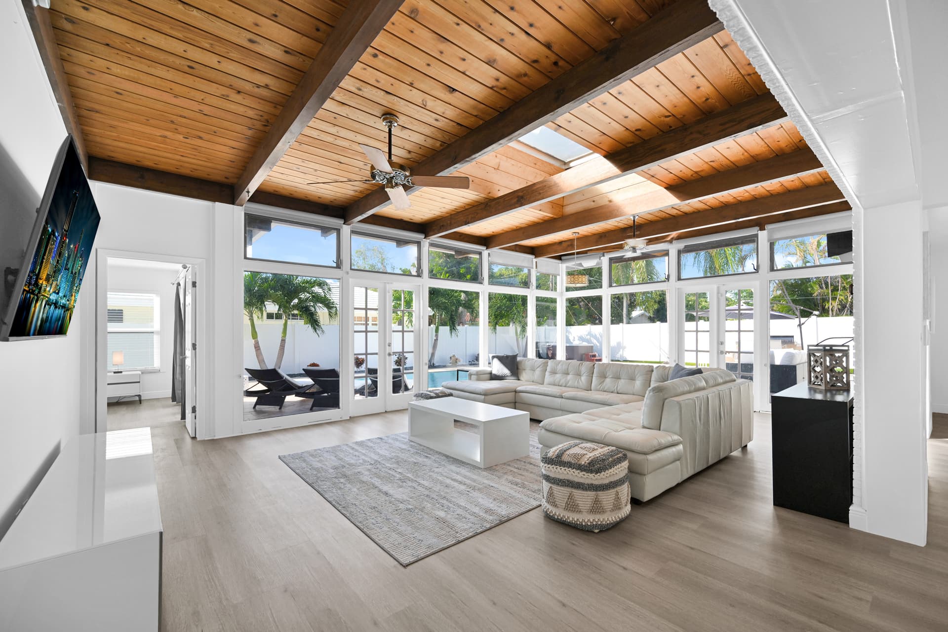 Rodman House - Image 13