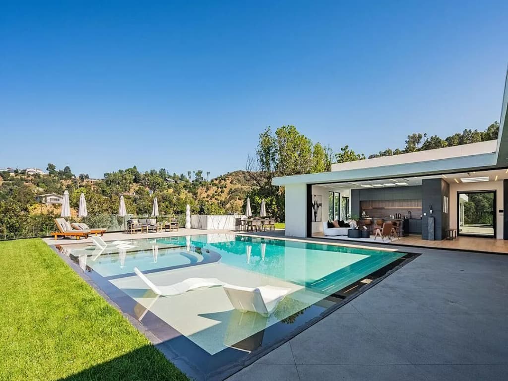 Monarch Modern - Image 2