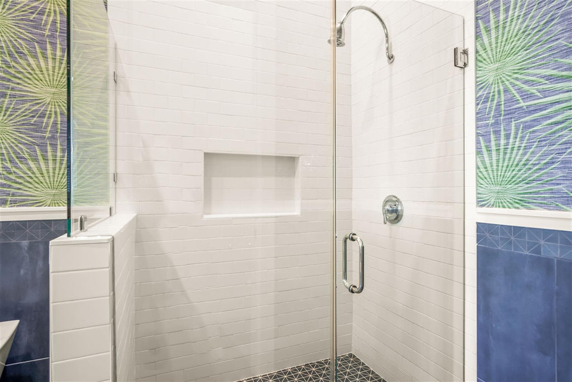 Hello Darlin' - Image 44