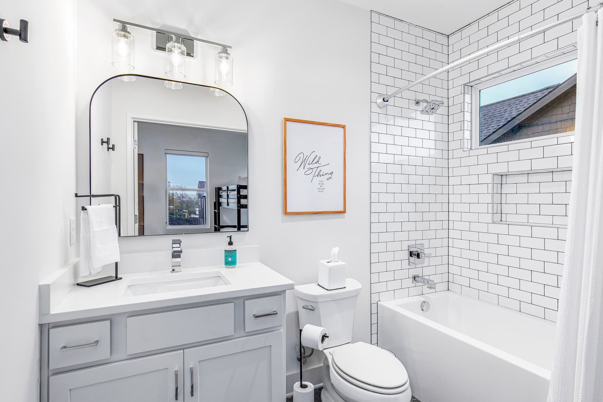 Park West - Image 19