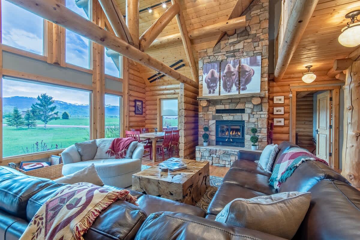 Teton Dreams Log Cabin - Image 4
