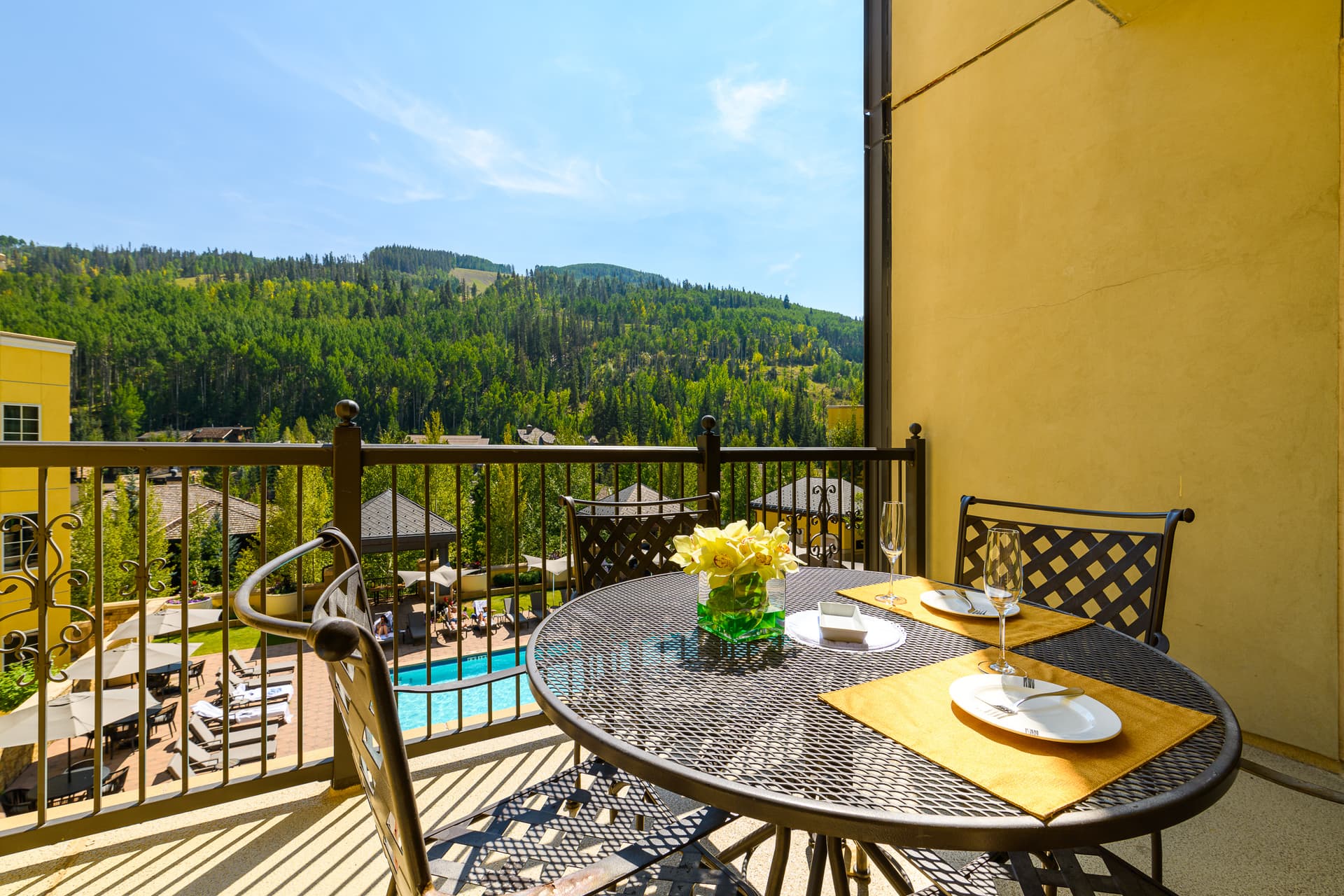 Vista Bahn at the Ritz-Carlton - Image 2