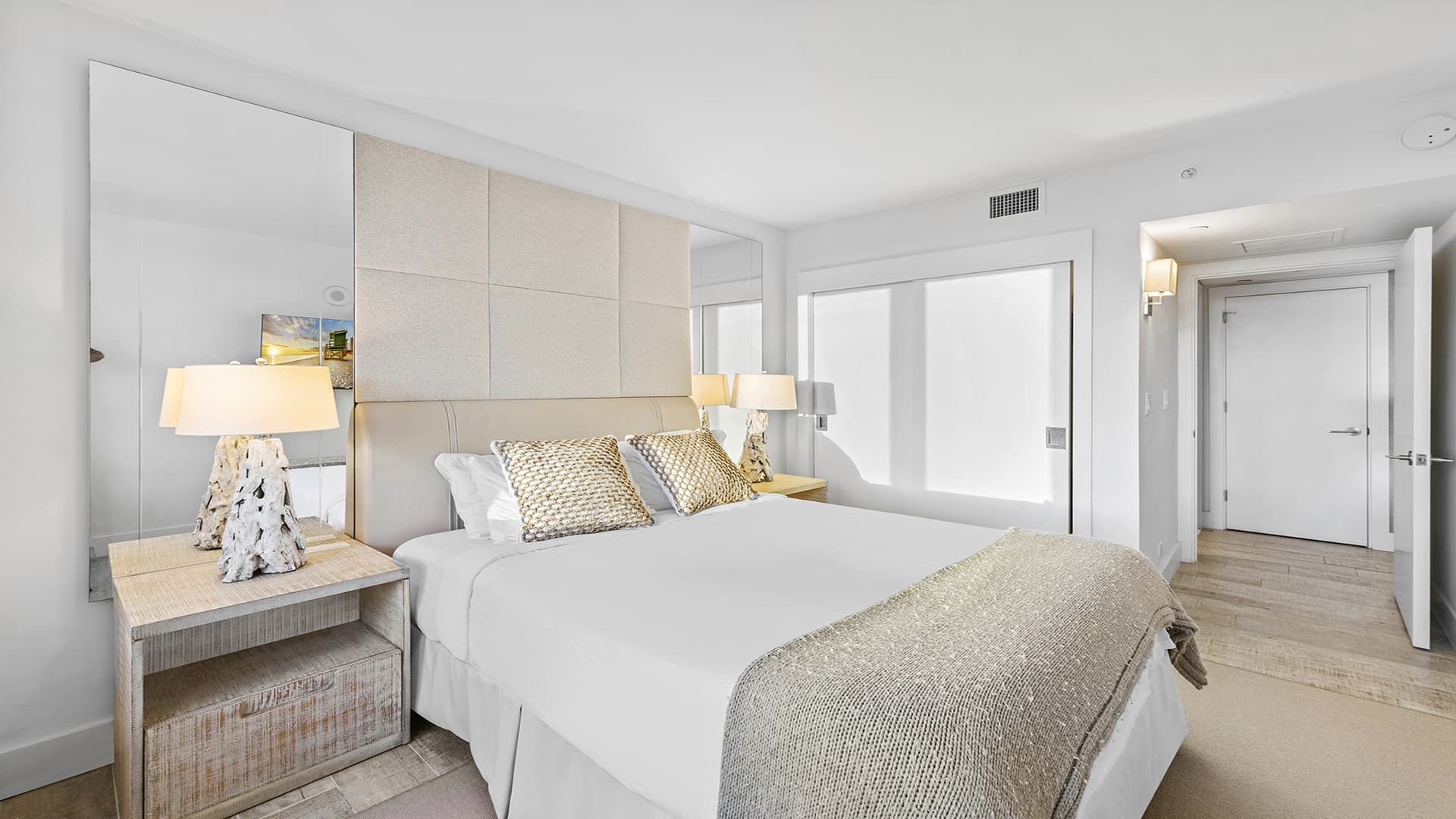 1 Hotel & Homes Condo #945 - Image 8