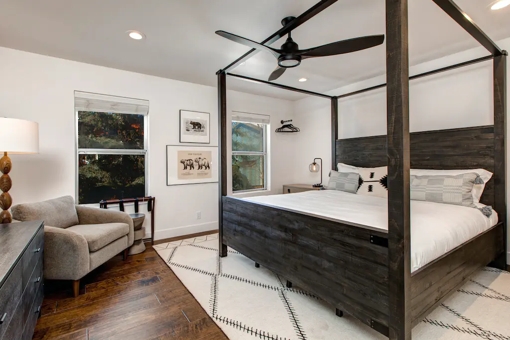 Last Run of the Day House - Image 5