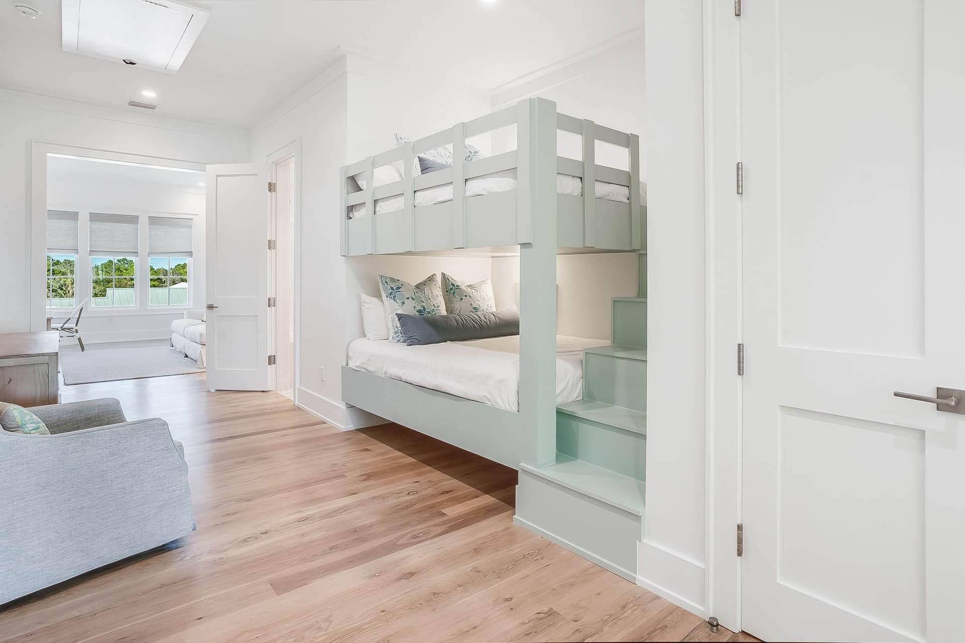 Coastal Comfort - Image 43