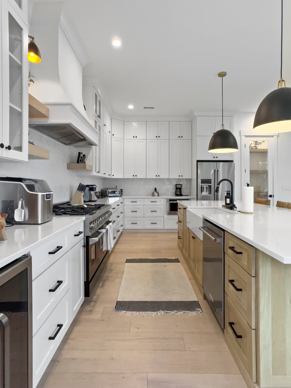 Amalfi Palms Getaway - Image 29