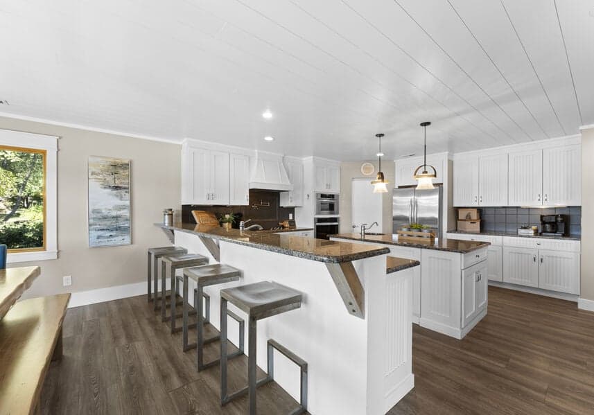 Sandy Shore - Image 14