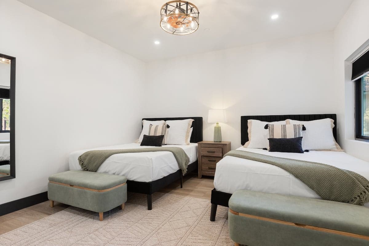 Bear's Retreat - Image 17