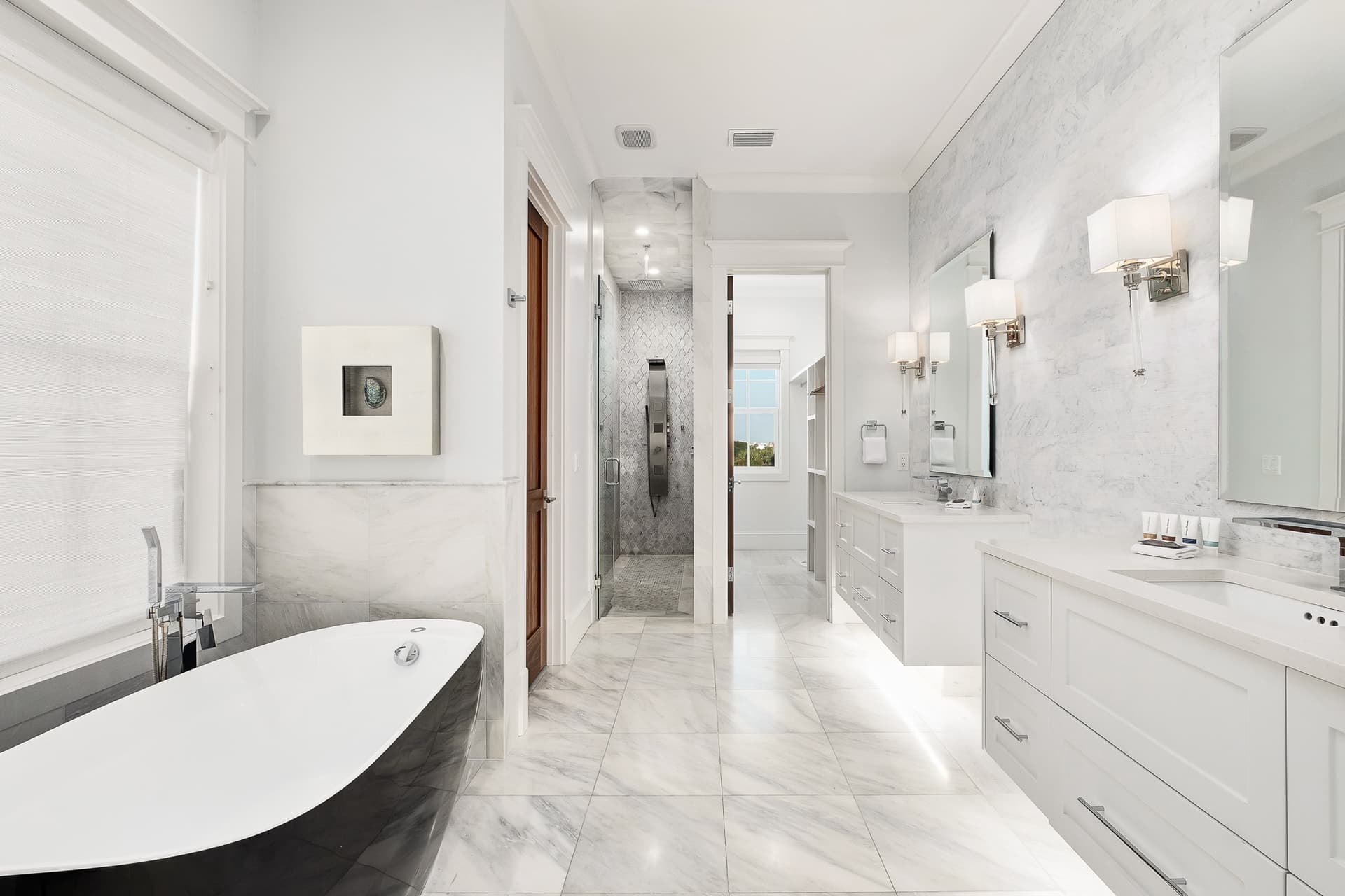 Oasis at Park Row Manor - Image 17