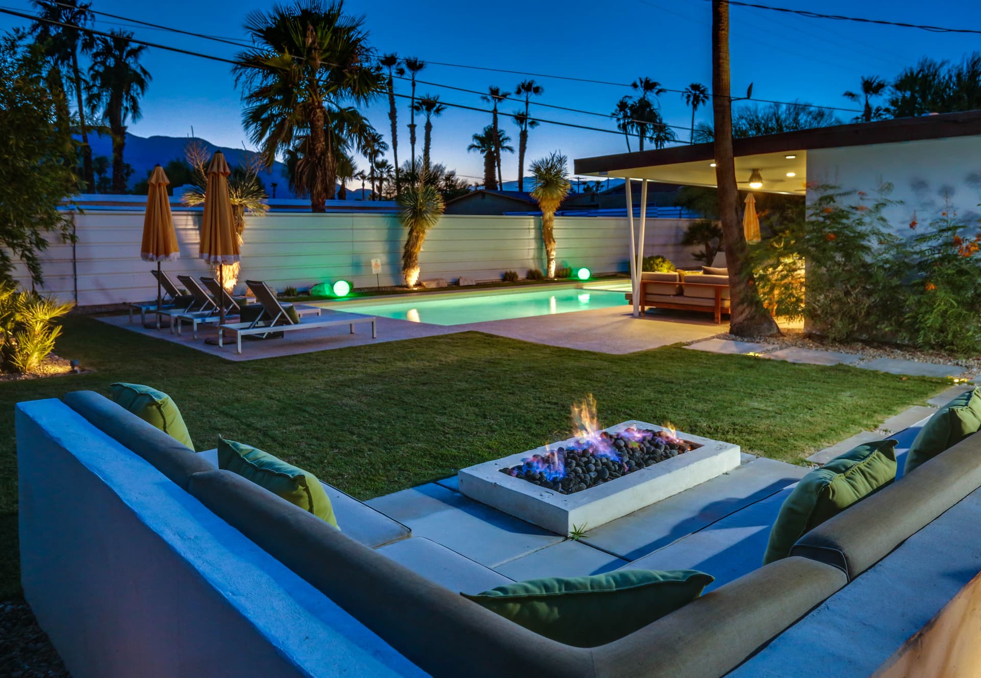 The Lucky Palm Home - Image 22