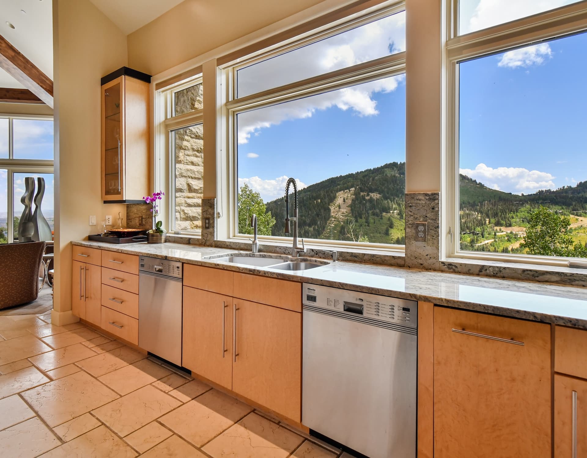 Sky Villa - Image 10