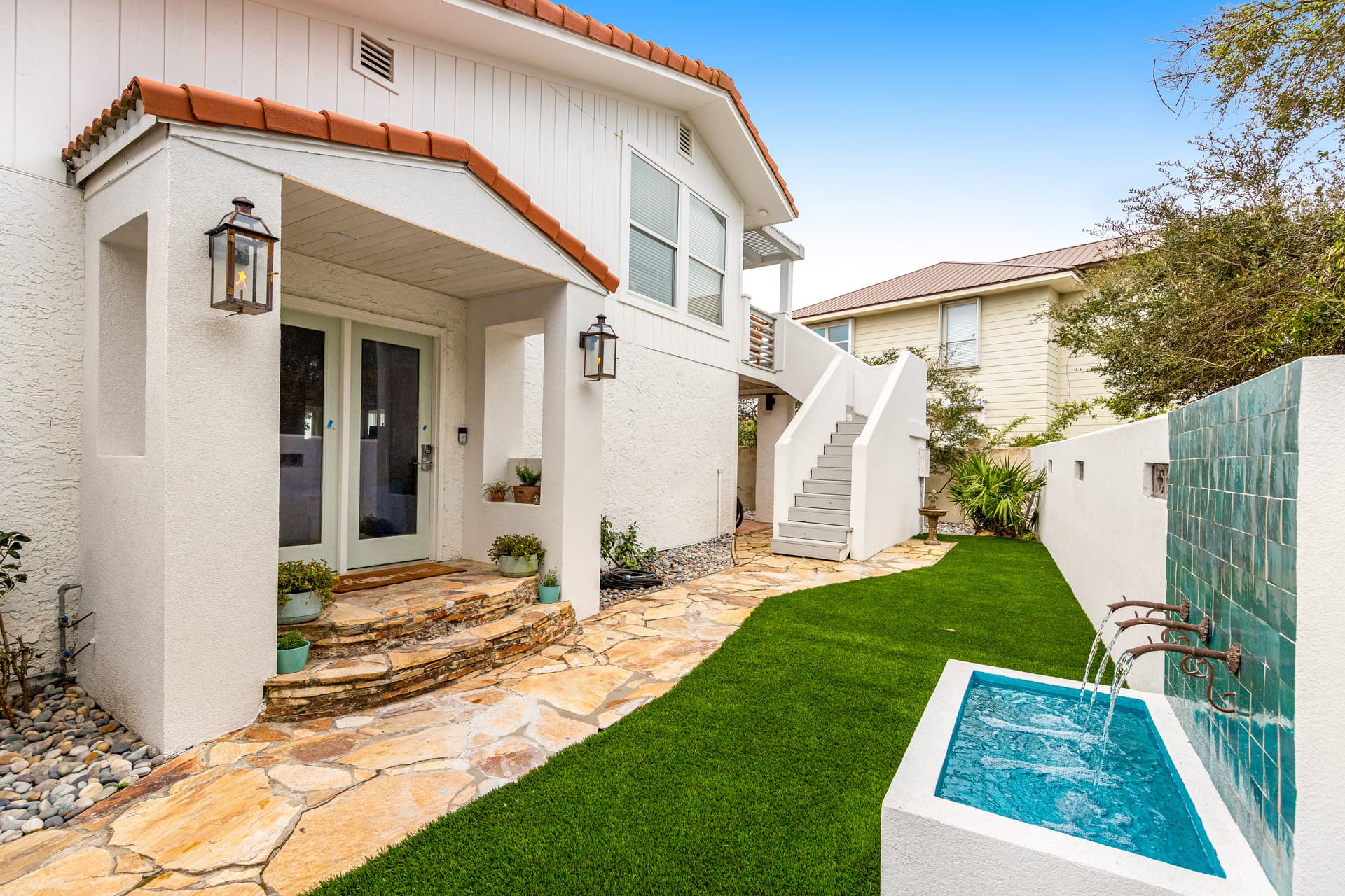 Seaview Hideaway House - Image 36