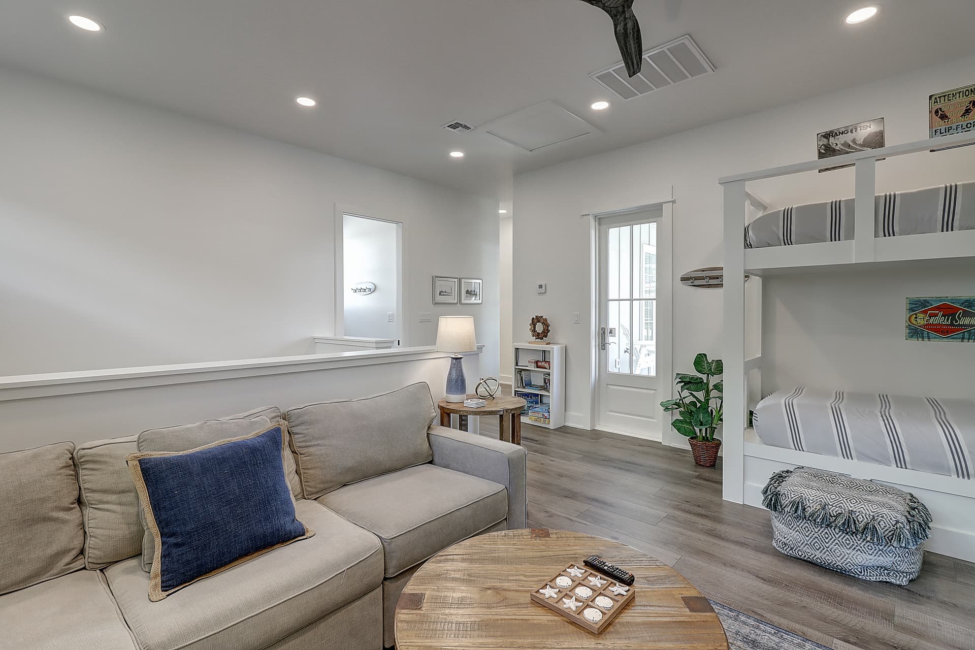 Shore Break House - Image 21