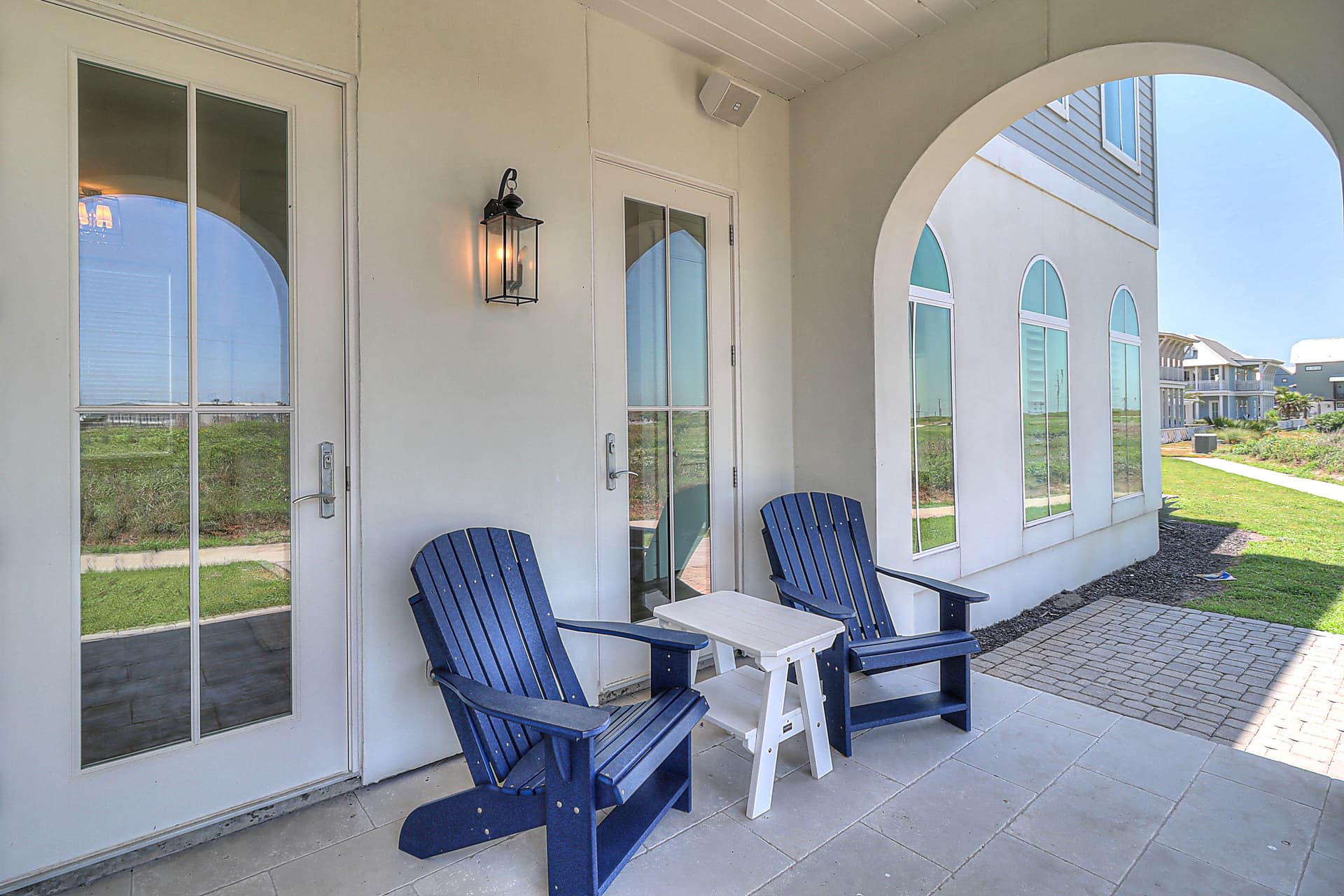 Coastal Oasis House - Image 37