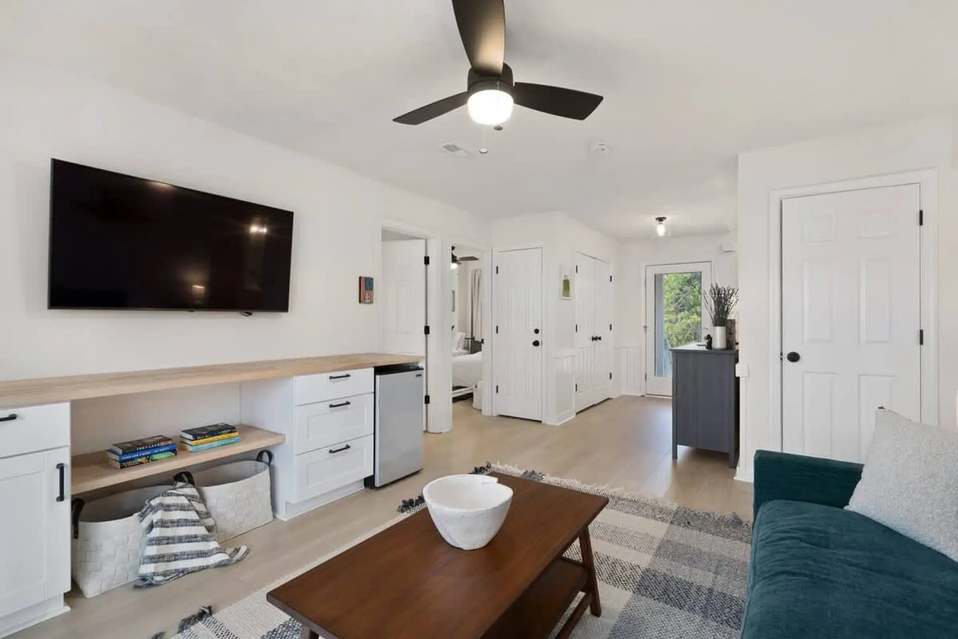 Yellow Lotus - Image 26