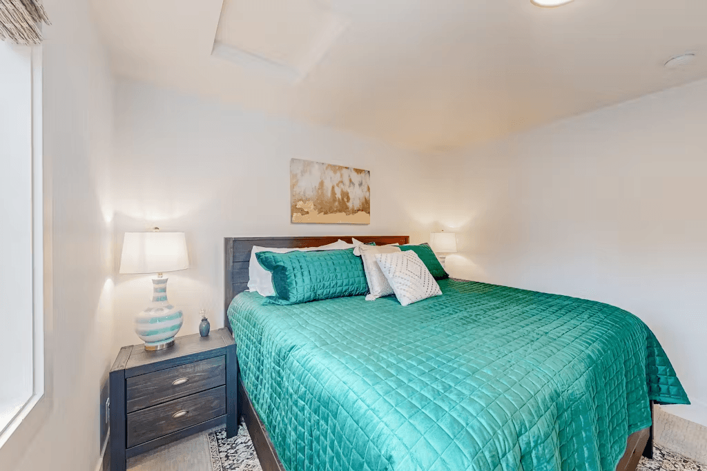 Gem House - Image 30