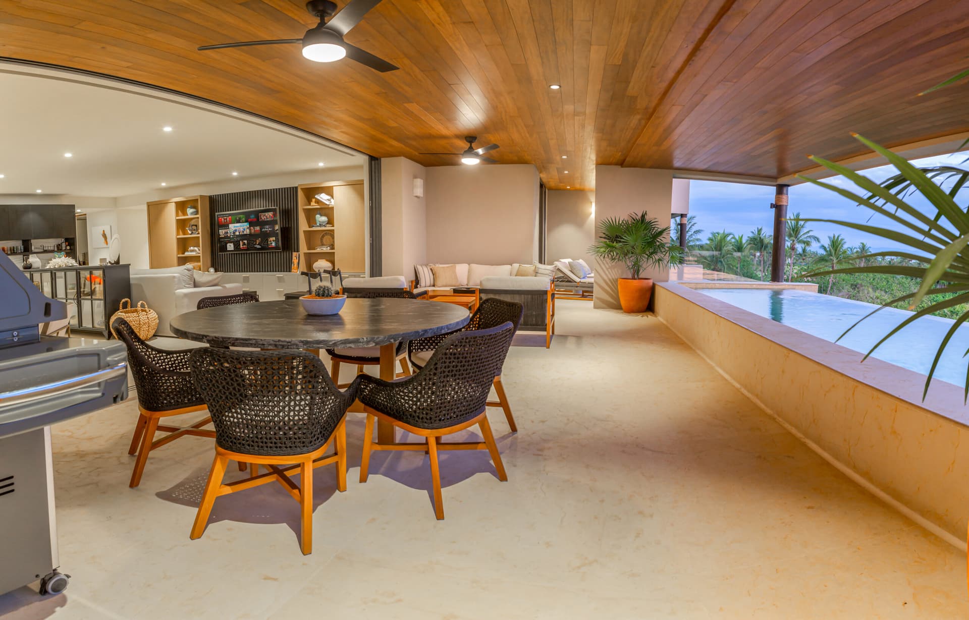 Tau Residences #421 - Image 27