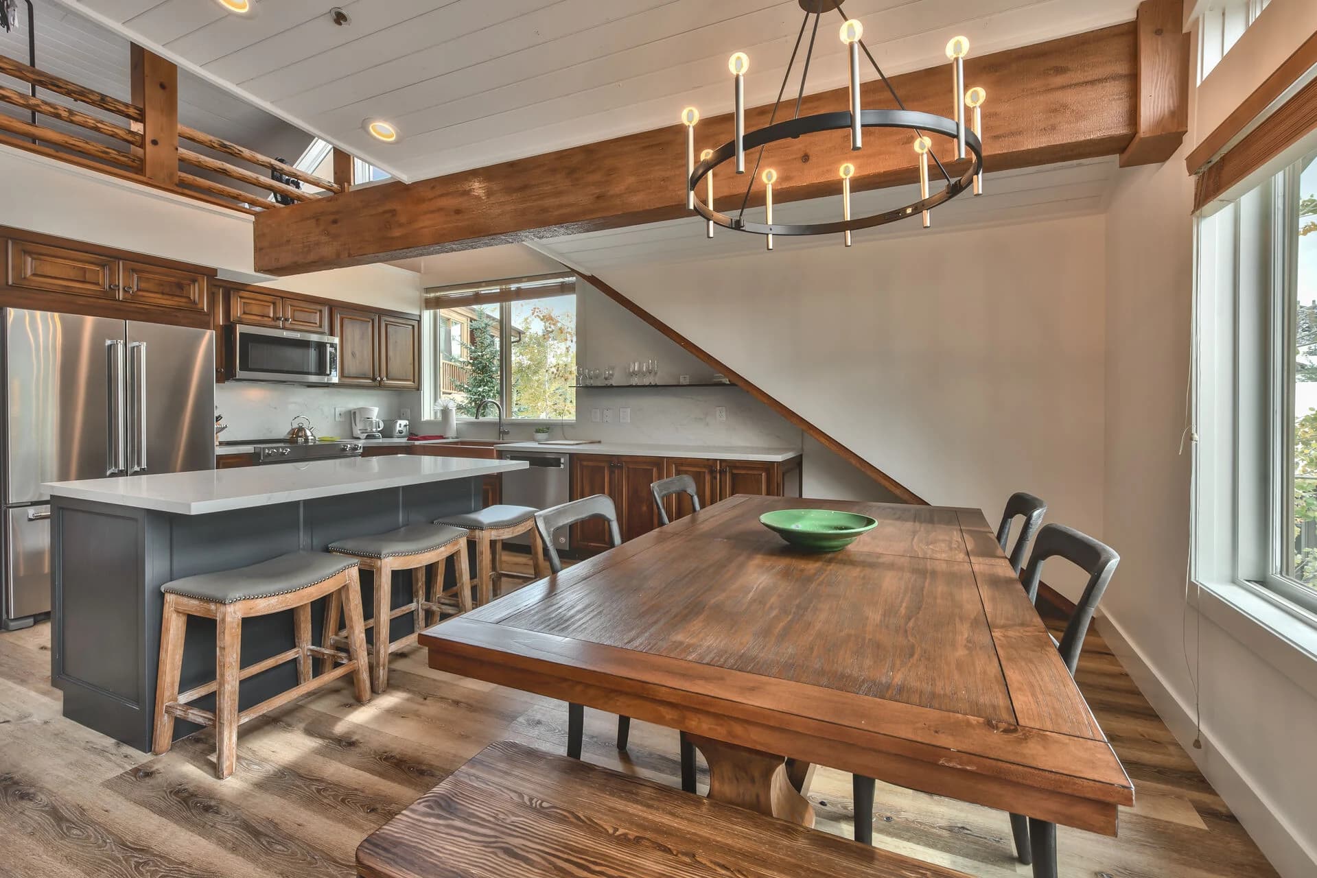 Black Bear Penthouse B - Image 5