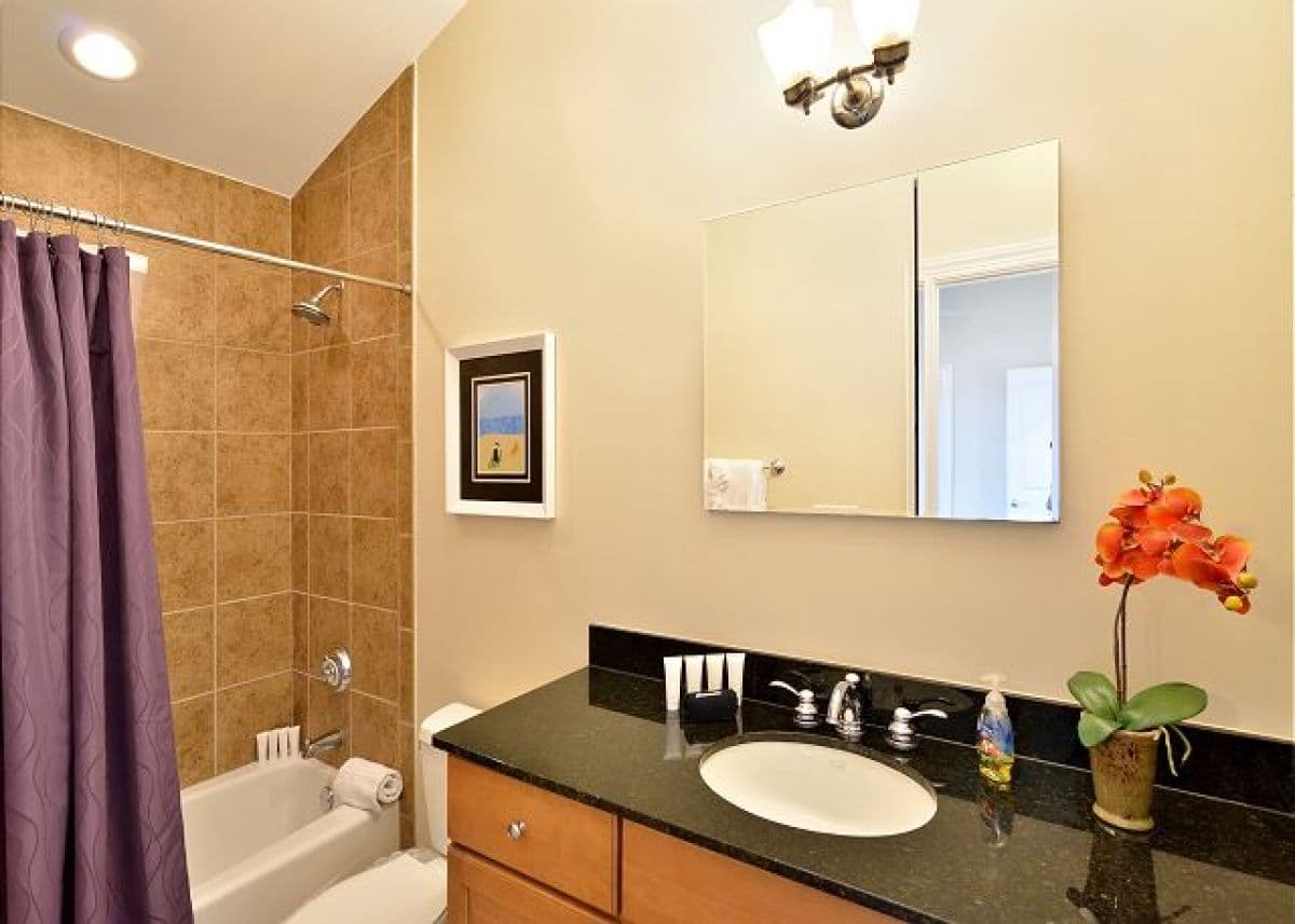 Coastal Comfort - Image 28