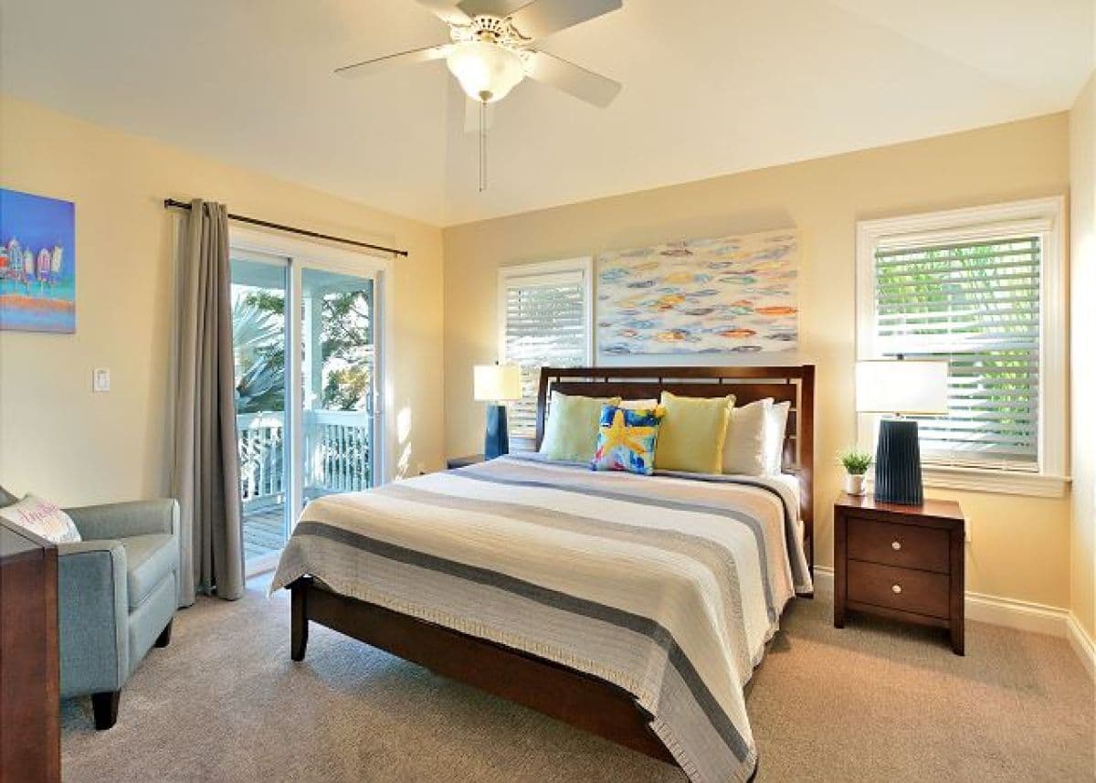 Coastal Comfort - Image 22