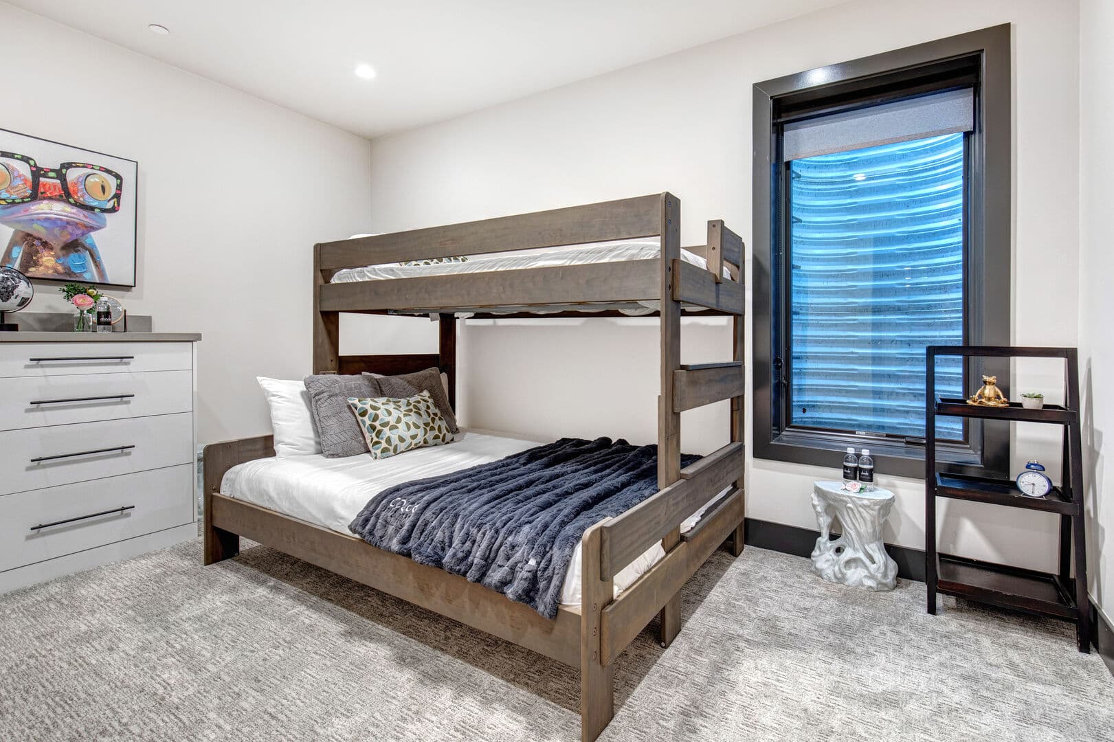 Mountain Gem - Image 21