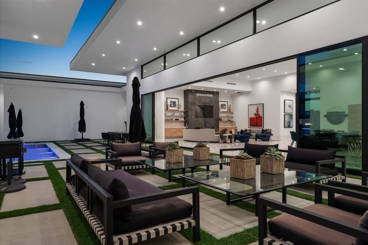 Bravo Villa #11 - Image 72