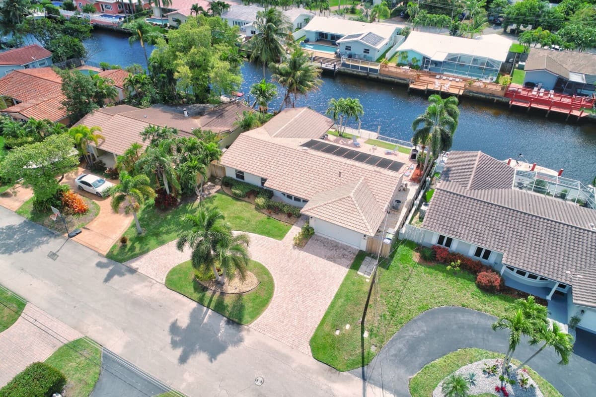 Northeast House - Image 28