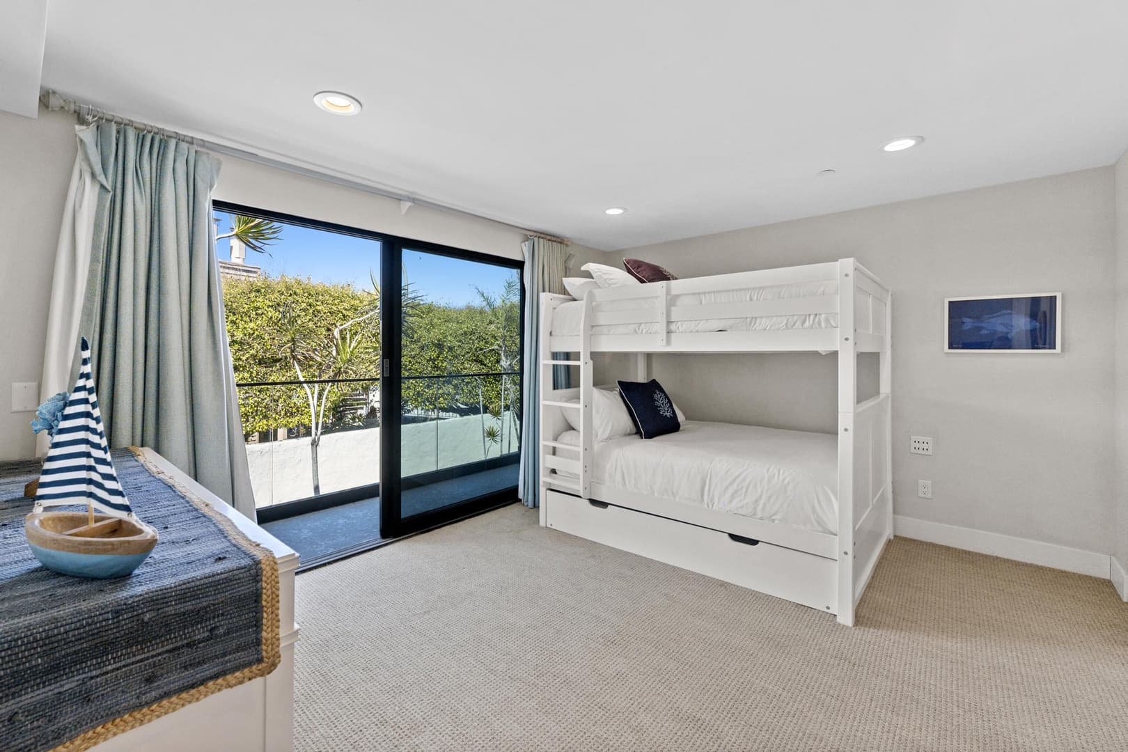 Bayside Retreat - Image 33