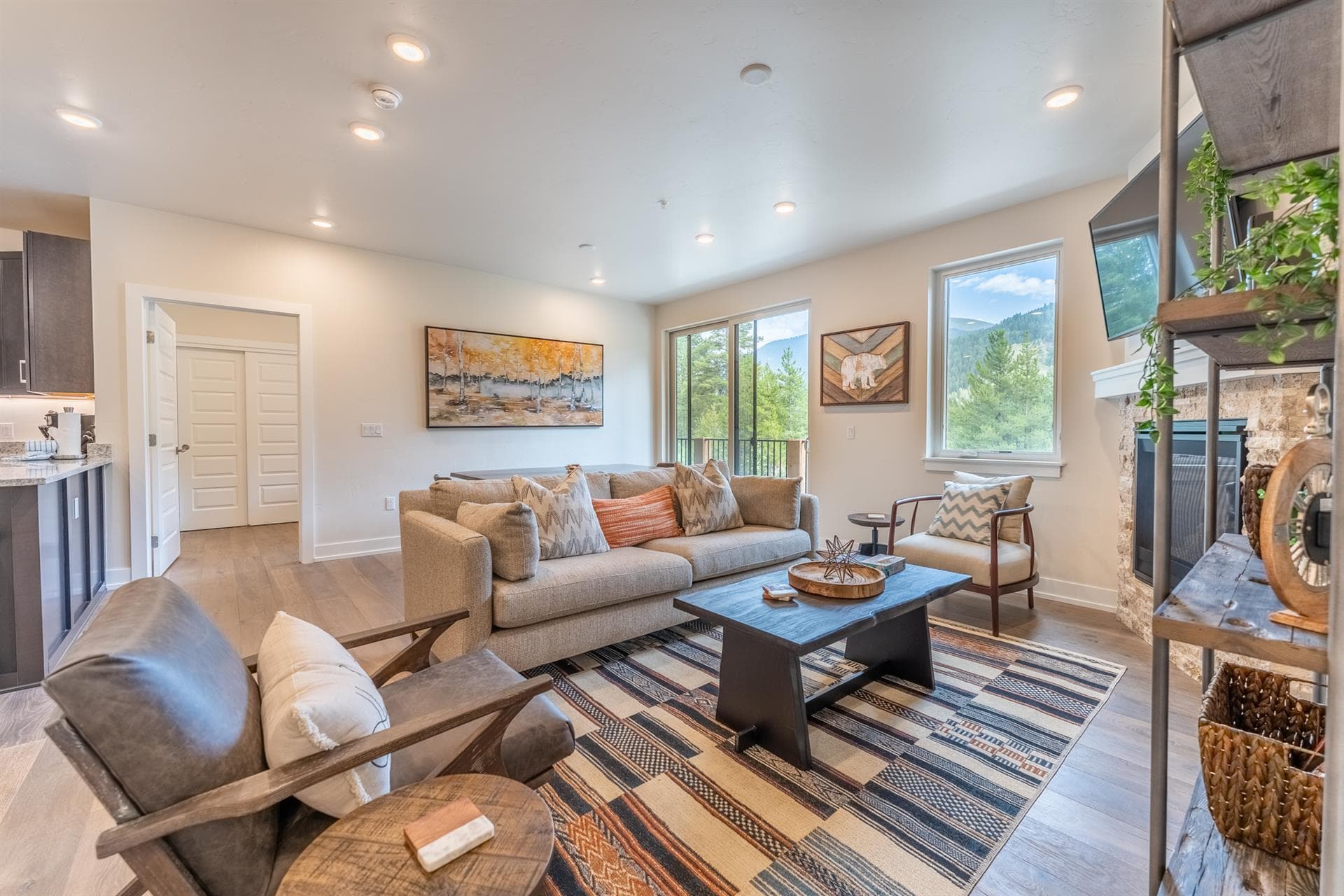 Peak View Chalet - Image 4