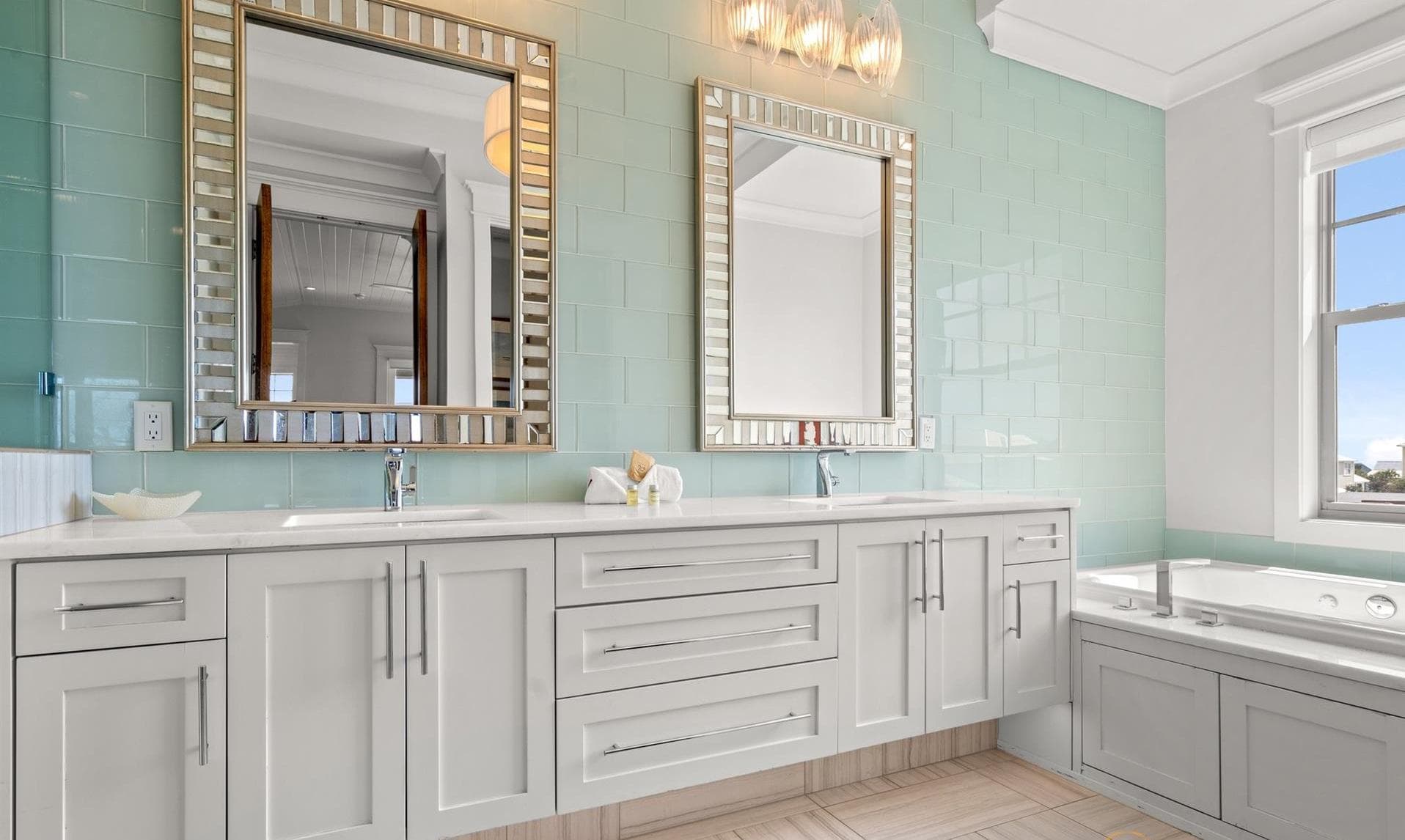 Life Aquatic Villa - Image 79