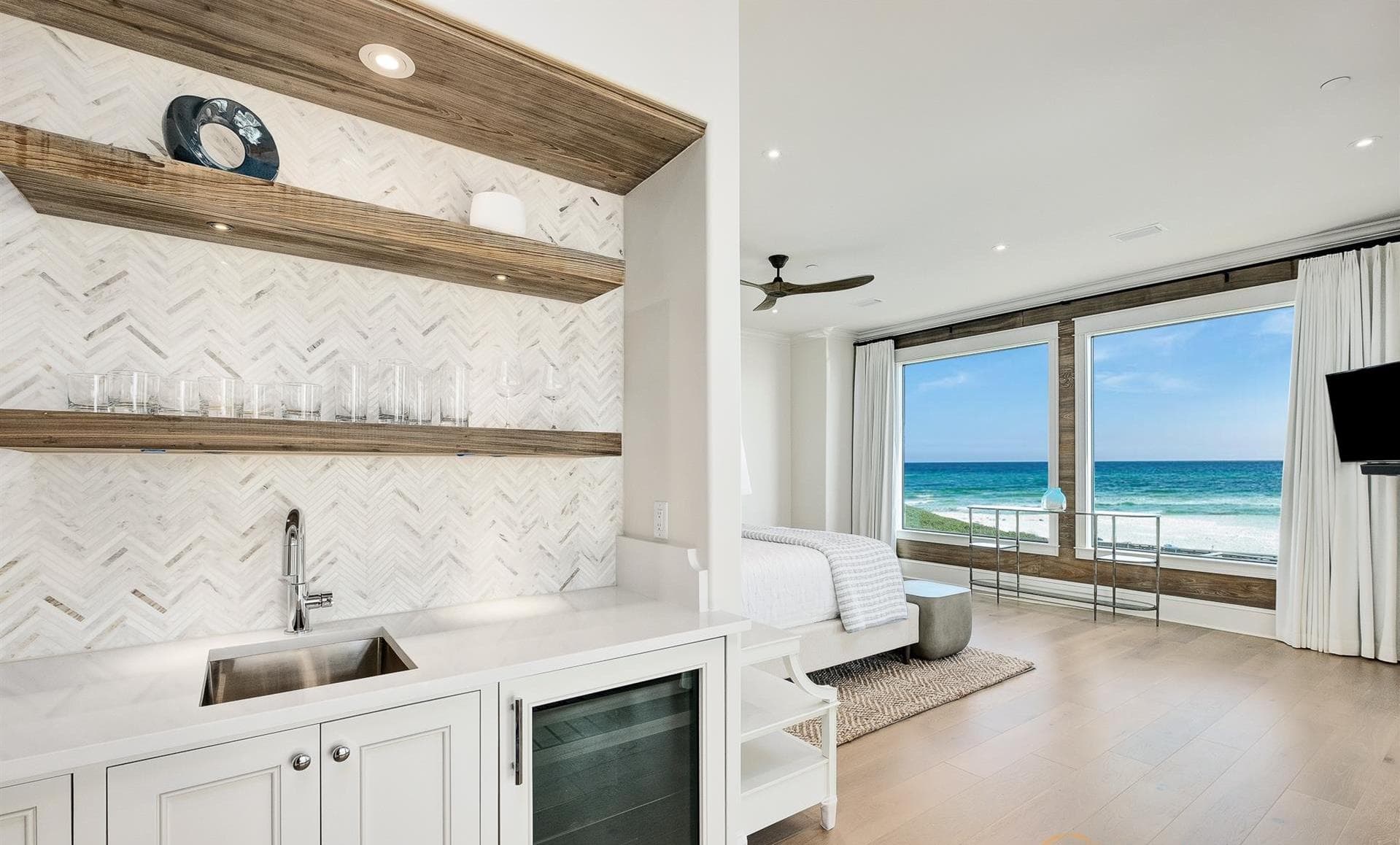 Seawalk Sanctuary - Image 36