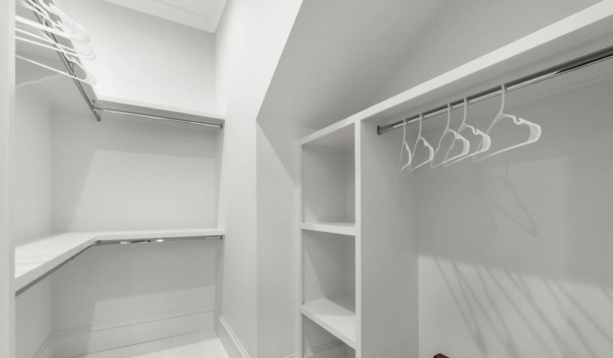 Sapphire Shores - Image 65