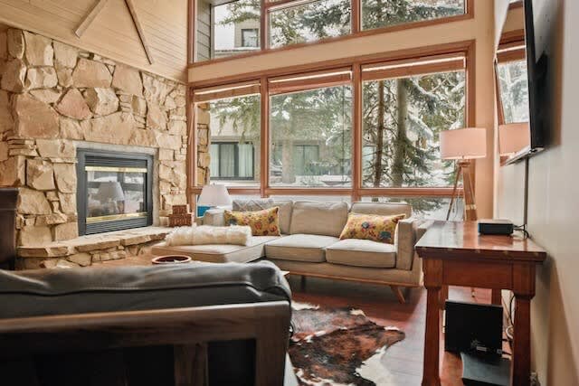 Stonebridge Condo - Image 4