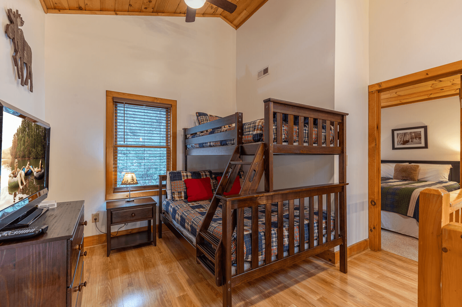 Lakeview Place - Image 18