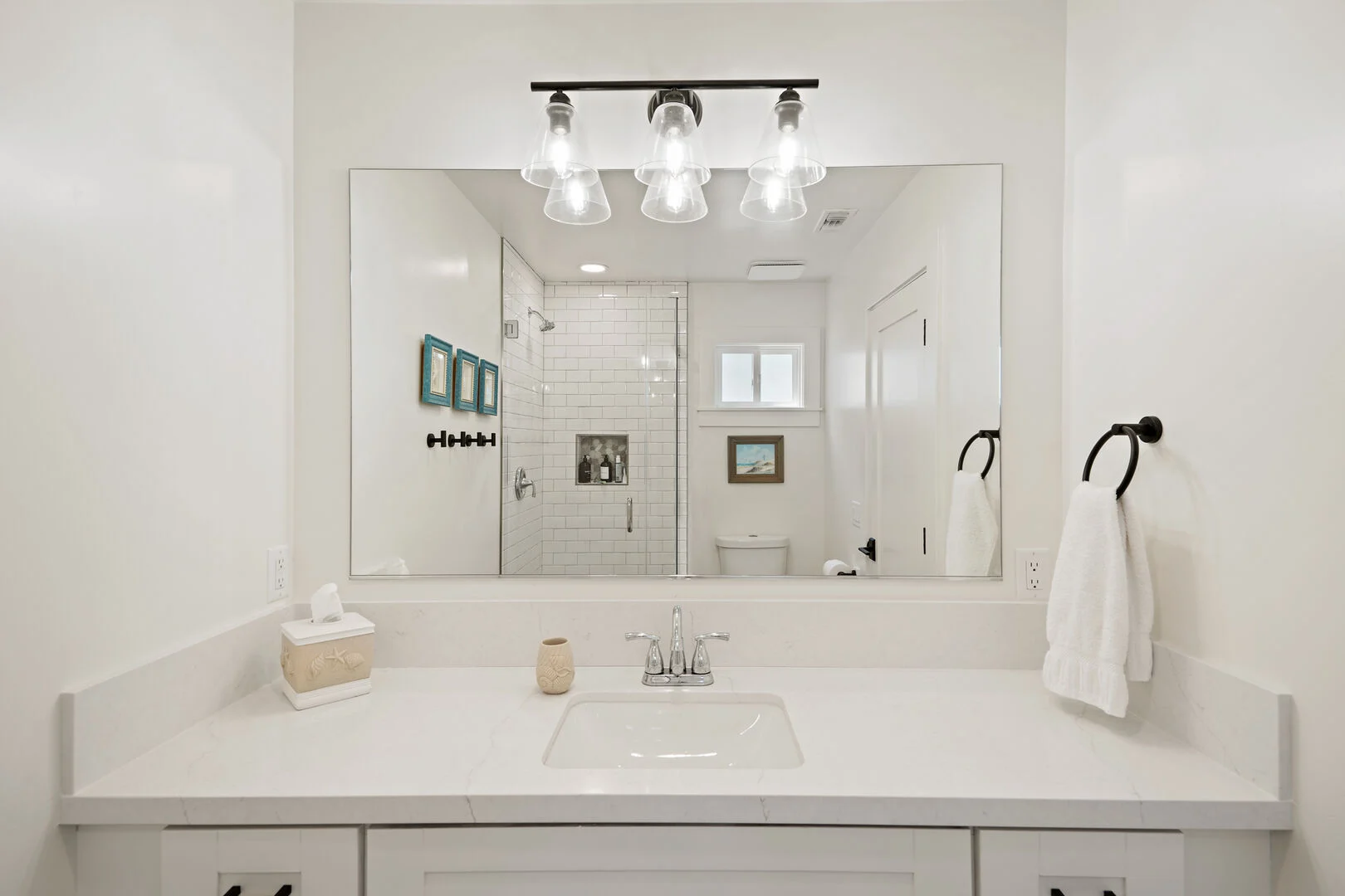 Oceanfront Paradise #2 - Image 20