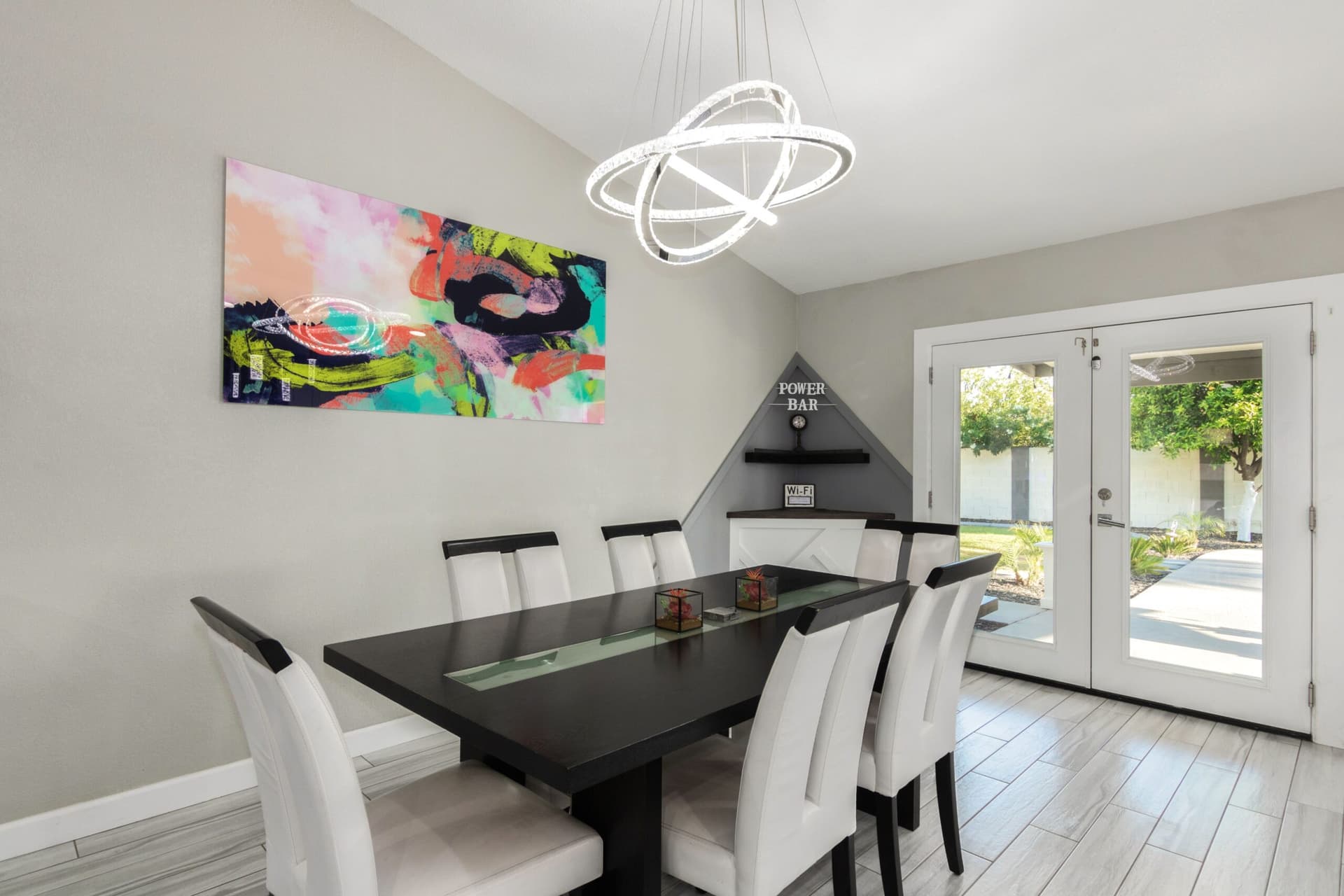 Kings Lux Escape - Image 46