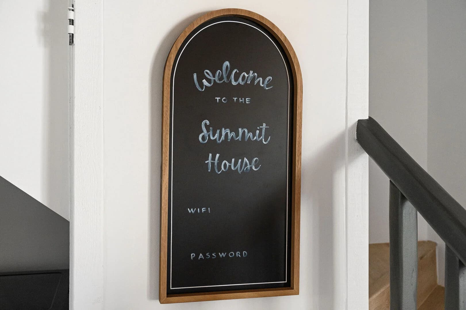 Summit House - Image 12